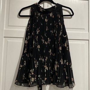 1.State High neck floral Ruched top